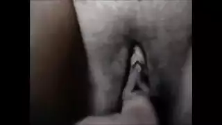 نجم إباحي عربي بجسد صاروخي في مشهد جنس ثديي ساخن