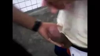 دخل على أم صاحبه وناكه