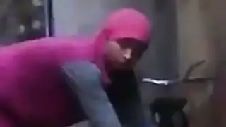 ثلاثي صريح: تقى وفتاتان مثيرتان