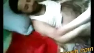 زوجة سورية تتعرض لإيلاج مزدوج بأوامر من زوجها