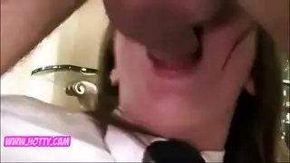 مثليه الملاعين فتاة تنورة جليسه اطفال