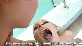 نوال المثيرة تطلق العنان لجانبها البري