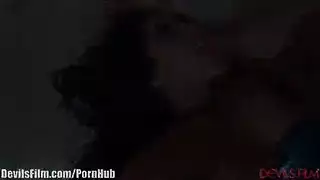 رائع ميا ميكيتا عارية ونشر الهرات السوداء