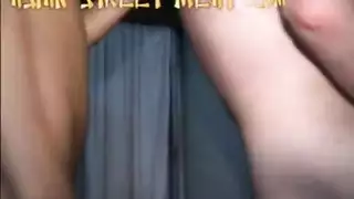 شريط جنسي فيروسي: الممثلة المنحنية كاترينا تُضرب بوضعية الكلب