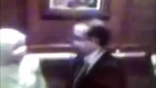 اجبار بنت في الشارع علي النيك بالتهديد