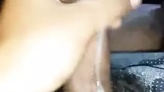 رجل يستمني على أفلام جنس منزلية الصنع