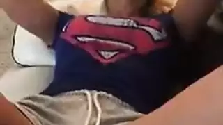 موسيقى جليسه اطفال التبول الملبس