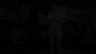 التبول الملبس بدين الم