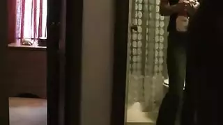 إباحية مجانية: عراقي وسيم يبذل قصارى جهده