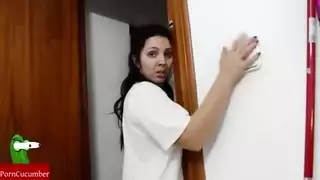 منحنية على طاولة الكوي: بورن قاسي من زوج ساخن