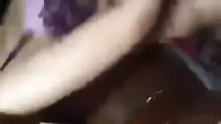 طباخ عراقي ينك زوجته بوضعية الكلب ويحصل على مص يسبب الاختناق