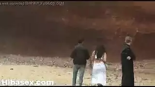 شغف شرجي: فتاة عربية وصديقها