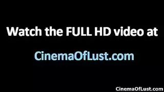 تعدد شركاء جنسيين مع عاهرة جامحة في فيلم إباحي