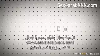 نجمة الإباحية كاملة في علاقة جماعية خام بحفل عزوبة