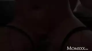 أم تخون زوجها معا إبنها