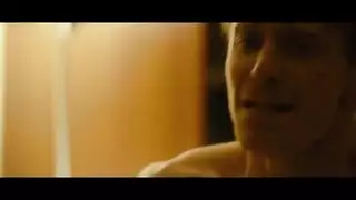 نَيَكِ فَوَقً الُسِرَيَرَ الُمٌزُدِوَجْ