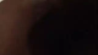 مصري بيفشخ فلبينيه