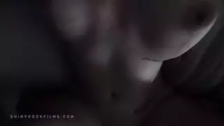 أم زوجته تعلمه كيف يمارس الجنس مثل نجم إباحي