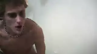 شبان لبنانيون في جنس شرجي وفموي صريح