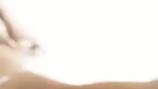 الام تكتشف أن ابنه ليس مريض