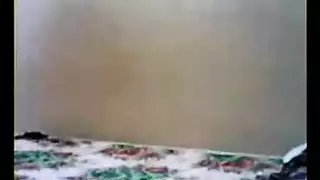 مزة مصرية بلدى تتناك من طيزها