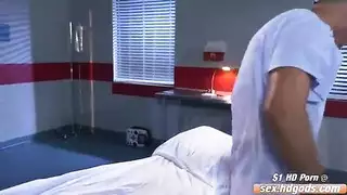 تنزيل وتحميل فيديوهات تحرش