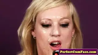 مع زوجة اختها