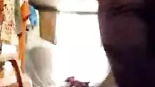 متدربات مثلية ممتلئات بالشهوة أثناء العمل