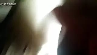جين تتوسخ وهي تغسل الملابس سولو إباحي صريح