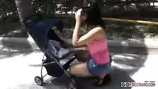 رسوم صريحة: قذف من هزة الجماع الأنثوية عن قرب