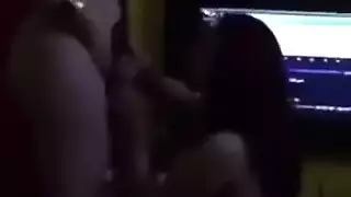 سكس ولحس ومص بزاز