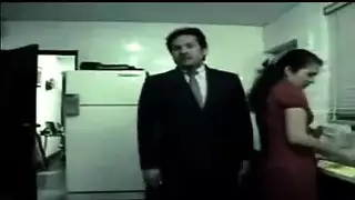 شاب يصور علاقة جنسية مثيرة مع زوجة أبيه الشهوانية