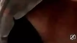 سكس من تحت الطاول