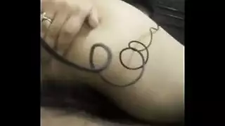 بنات تلعب ف نفسها