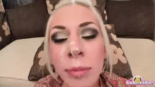 طيز تدفق المني من الطيز