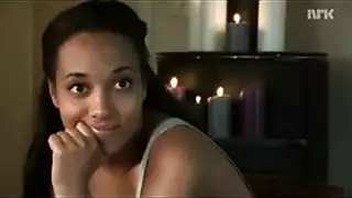 سكين شرطي مع اخته