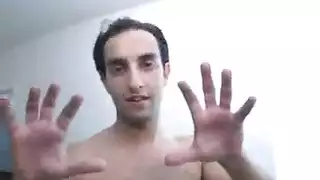 تخرجمن كسها الشهوة