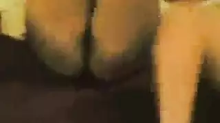 أوضاع سحاقية عربية بمؤخرات كبيرة: تقبيل ولعق وأفعال إكس إكس إكس صريحة