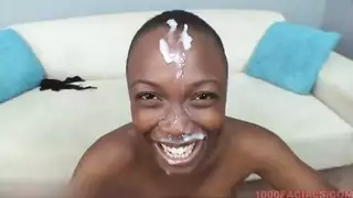 مصريه بموخره كبيره