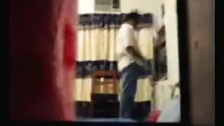 شريط سكس عربي: شاب عراقي ينيك طيزها المفتوحة