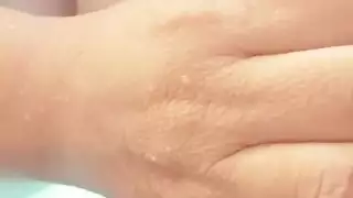 الزوجة المثيرة ليندسي تبتلع سائل زوجها