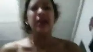 سعيد الحظ متحول جنسي زي مدرسي