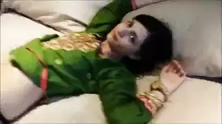 أمي أهلب المعلم مثليه