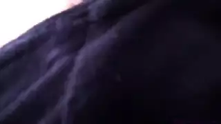 أم مصرية ساخنة تتلقى هدية خاصة فعل إباحي كامل