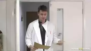 سكس عند الطبيب نساء
