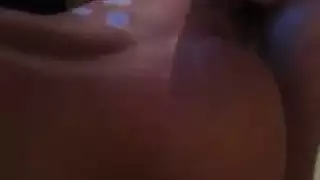 لباس احمر داخلي