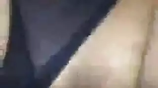 صديقة جميع الثقوب بخ الشرج