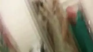 خادمة منزلية حامل مثيرة تُمارس الجنس بخشونة