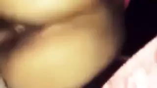 مغربي يستعرض بكس ام عياله للفحول
