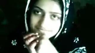 جنس عراقي فتاة مراهقة جذابة و فيلم جنسي كامل